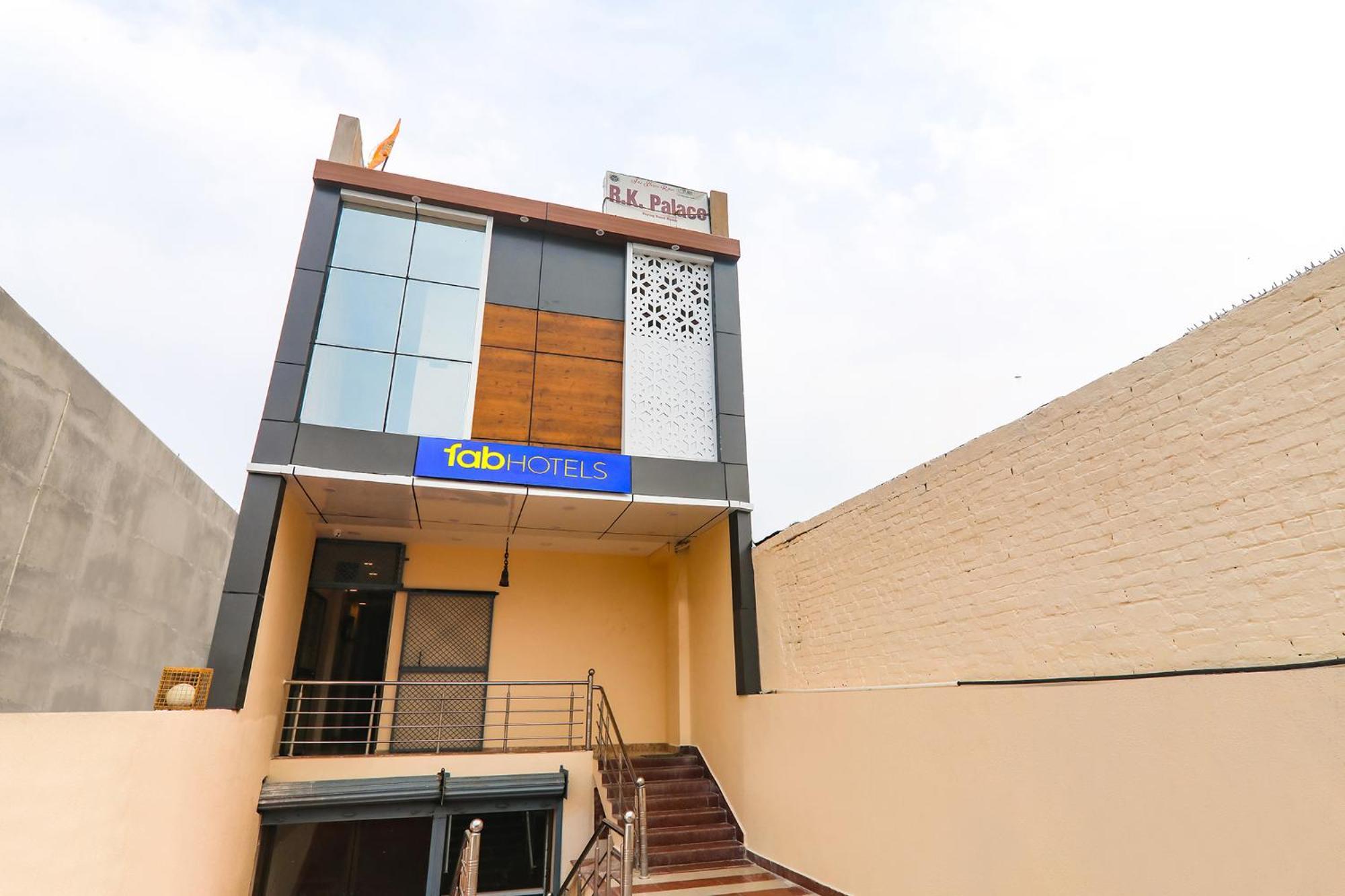 Fabhotel Rk Palace Ayodhya Exterior foto
